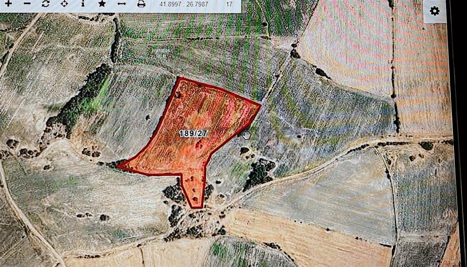 Edirne Lalapaşa’da Satılık 15.741 m² Çiftlik Arazisi
