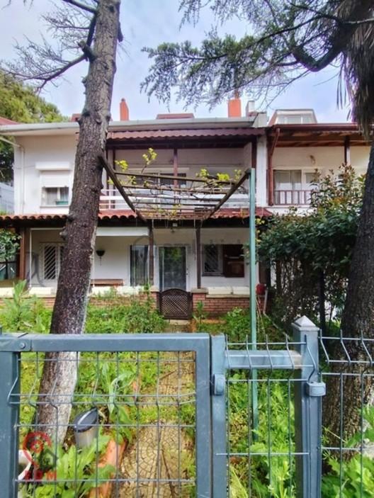 Basınkent 2 Sitesinde Kiralık 4+1 Bahçeli Teraslı Tripleks Villa